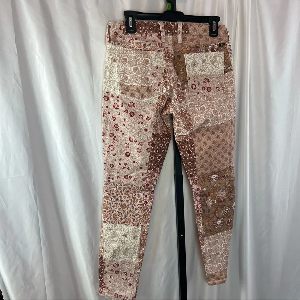 Lucky Brand Charlie Skinny Patchwork Print Jeans, size 6 - Picture 7 of 7